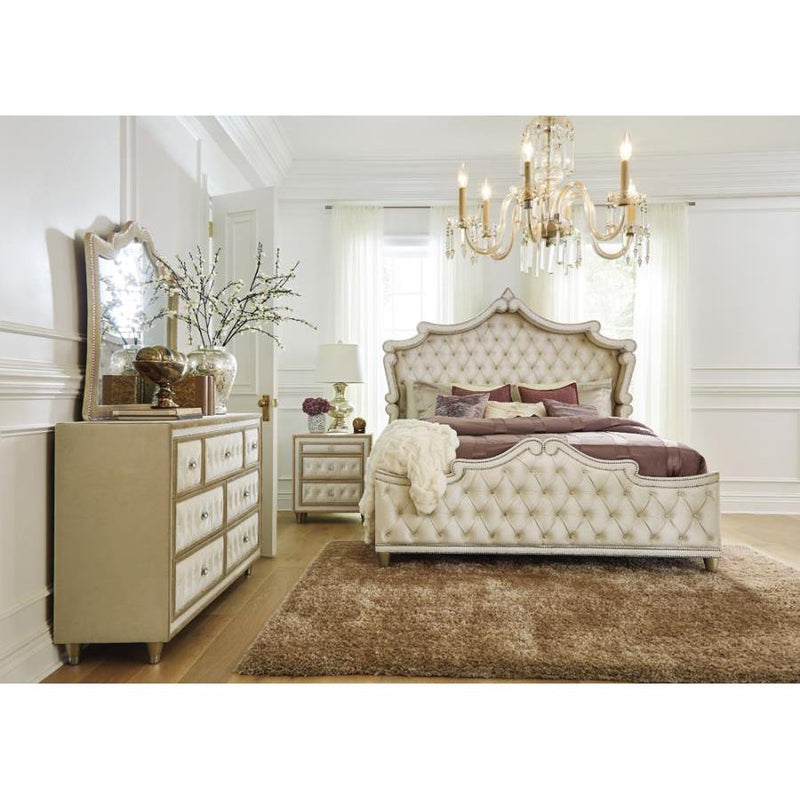 Coaster Furniture Antonella King Upholstered Panel Bed 223521KE IMAGE 3